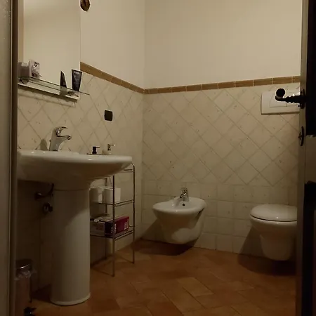 L Antico Ritrovo 아파트 *